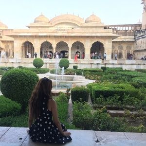 Meet your Posher, Nisha